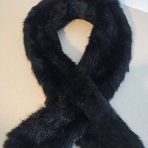 Aldo Luxe Black Faux Fur Wrap